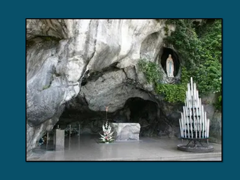 Lourdes1